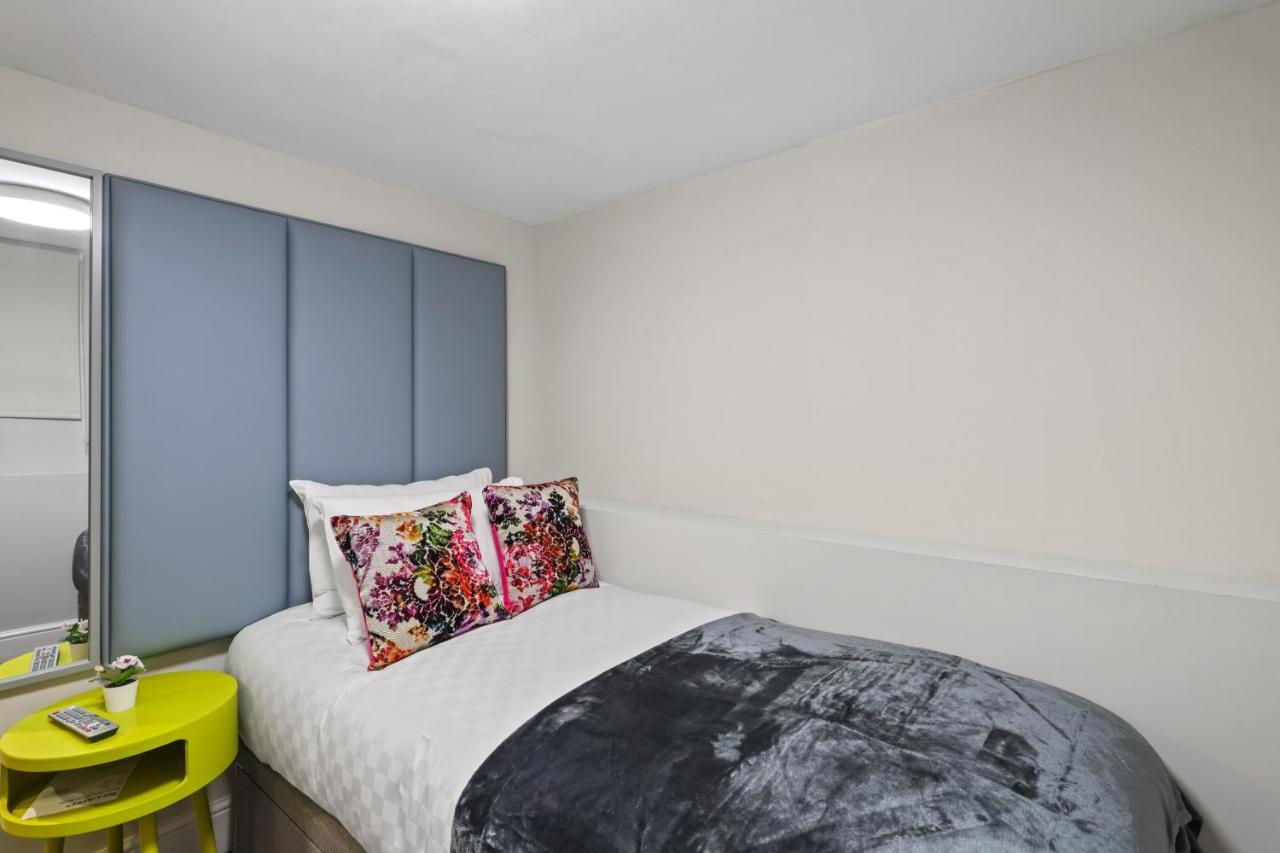 Unique Single Occupancy Studio Лондон Экстерьер фото
